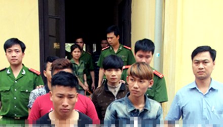 Hai chị em thuê băng giang hồ bắn con nợ ngã gục trong nhà